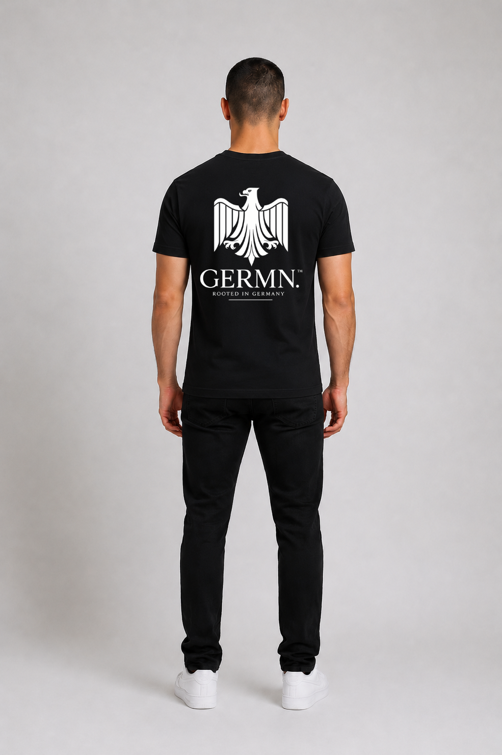Germn - Basic T-Shirt